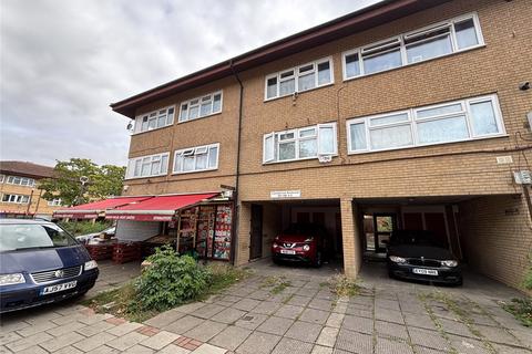 undefined, Conniburrow Boulevard, Conniburrow, Milton Keynes, Buckinghamshire, MK14