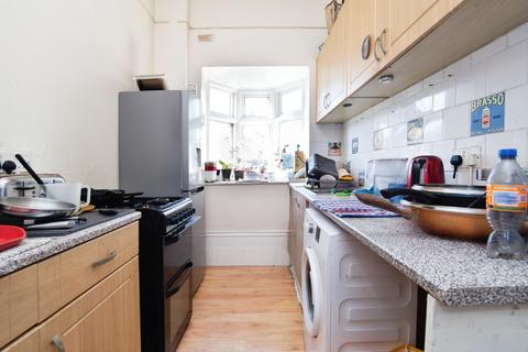 1 bedroom maisonette for sale, Birdhurst Rise, South Croydon, CR2