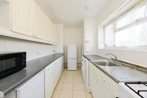 undefined, Kingsdown Avenue, SOUTH CROYDON, Surrey, CR2