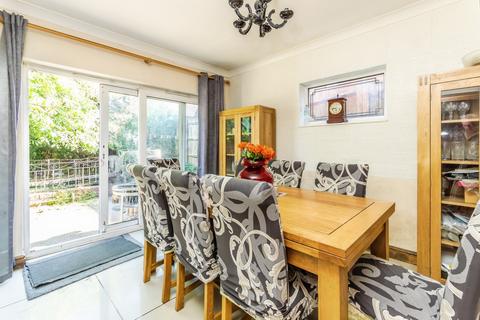 4 bedroom detached house for sale, Limpsfield Road, Warlingham, Surrey, CR6