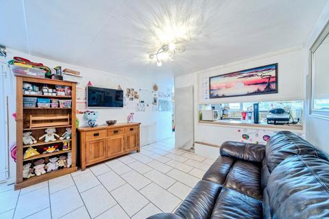 undefined, Sheelin Grove, Milton Keynes, Buckinghamshire, MK2