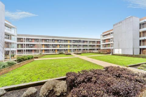 undefined, Leonora Walk, Campbell Park, Milton Keynes, Buckinghamshire, MK9