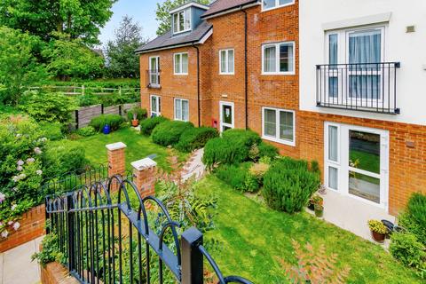 undefined, Addington Road, South Croydon, CR2