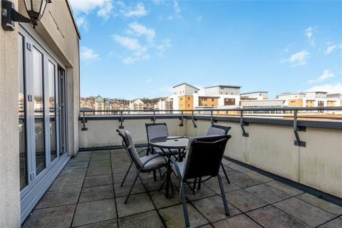 2 bedroom flat for sale, Newfoundland Way, Portishead, Bristol, Somerset, BS20