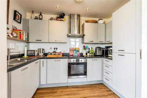 2 bedroom flat for sale, Newfoundland Way, Portishead, Bristol, Somerset, BS20