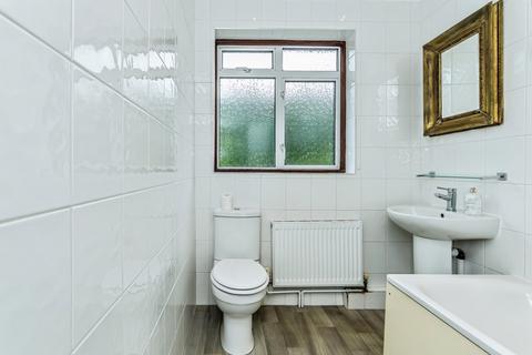 undefined, Crossways, South Croydon, Surrey, CR2