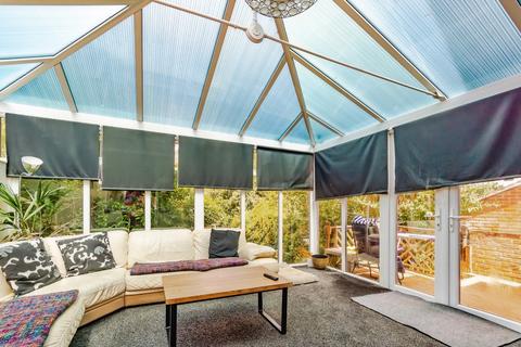 undefined, Crossways, South Croydon, Surrey, CR2