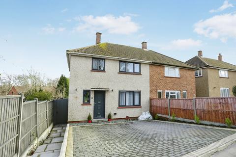3 bedroom semi-detached house for sale, Dunley Drive, New Addington, Surrey, CR0