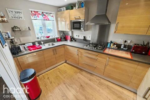 3 bedroom semi-detached house for sale, Corunna Drive, Colchester