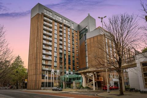 2 bedroom flat for sale, Lewins Mead, Bristol, BS1
