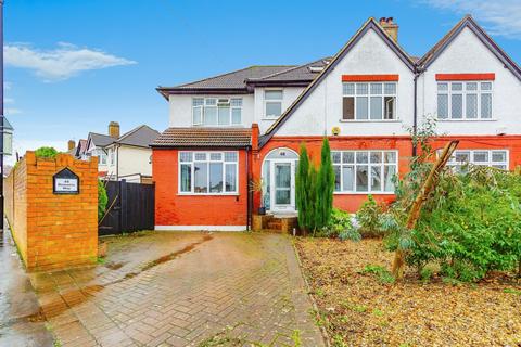 Bennetts Way, Croydon, CR0