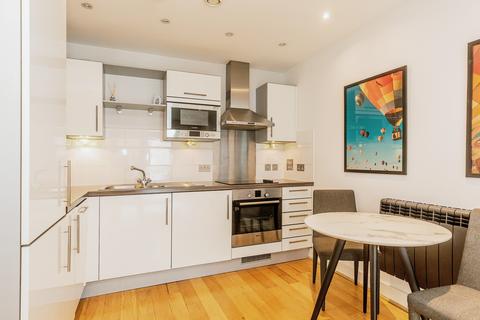 1 bedroom flat for sale, Central Quay North, Broad Quay, Bristol, BS1