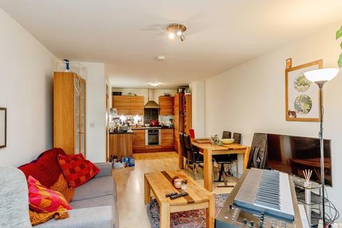 undefined, Hannover Quay, Bristol, BS1