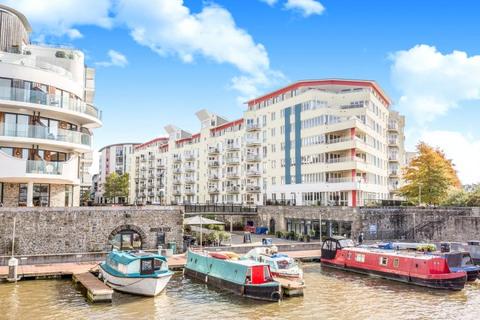undefined, Hannover Quay, Bristol, BS1