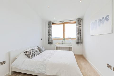undefined, Hannover Quay, Bristol, BS1
