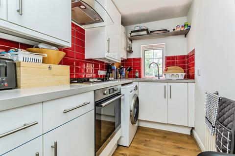 1 bedroom flat for sale, Wickham Road, Shirley, Croydon, Surrey, CR0