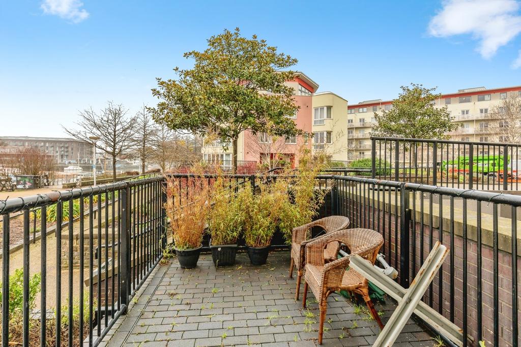 Pbox-IMG.jpg