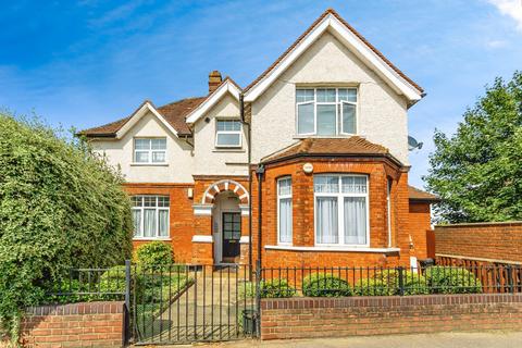 1 bedroom flat for sale, Wickham Road, Croydon, CR0