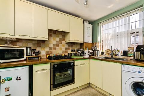 1 bedroom flat for sale, Wickham Road, Croydon, CR0