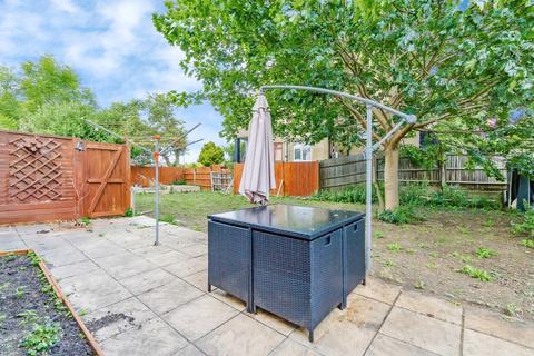 1 bedroom flat for sale, Wickham Road, Croydon, CR0