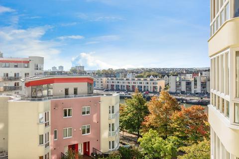 undefined, The Crescent, Hannover Quay, Bristol, BS1