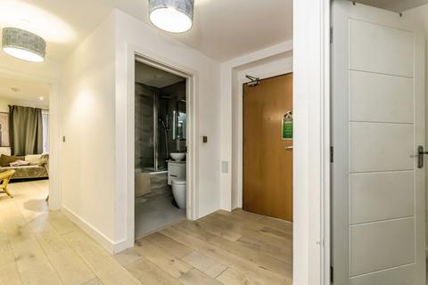 3 bedroom flat for sale, Wickham Road, Croydon, CR0