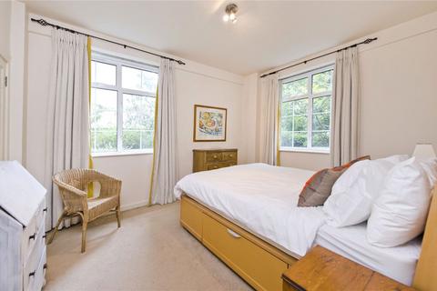 1 bedroom flat to rent, Langford Court, London NW8