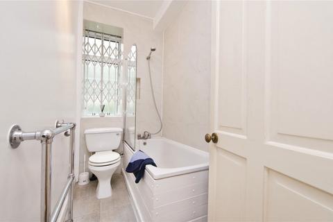 1 bedroom flat to rent, Langford Court, London NW8