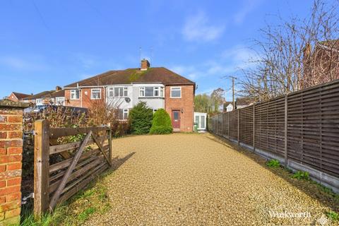 undefined, Turnpike Road, Newbury, Berkshire, RG14