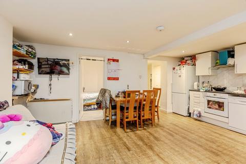 1 bedroom flat for sale, Whiteladies Road, Bristol, BS8