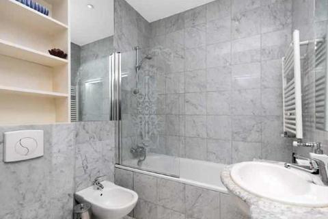 2 bedroom apartment to rent, Montagu Square, London W1H