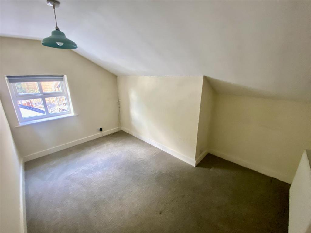 Bramleys Estate Agents - Huddersfield Road - Mirfi