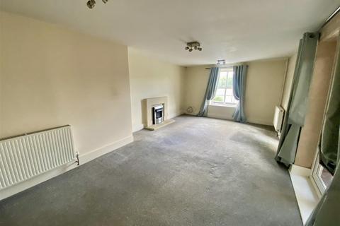 3 bedroom semi-detached house for sale, Huddersfield Road, Mirfield
