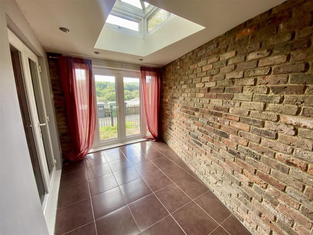 Bramleys Estate Agents - Huddersfield Road - Mirfi