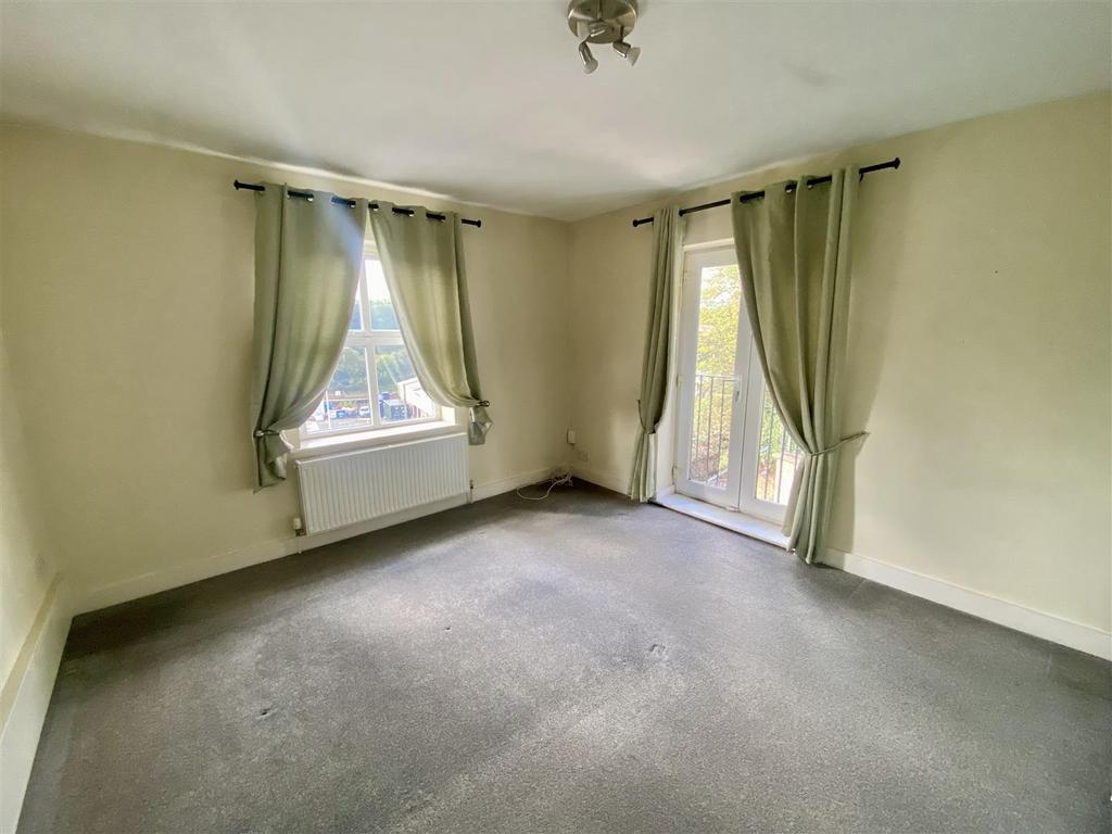 Bramleys Estate Agents - Huddersfield Road - Mirfi