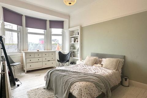 undefined, Rose Street, Garnethill, Glasgow, G3