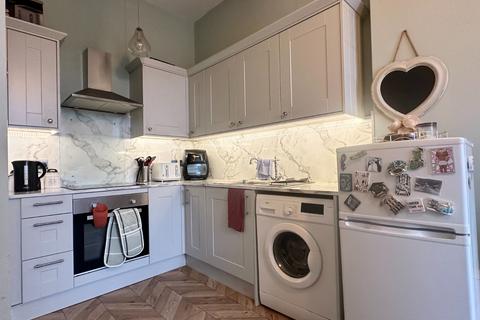2 bedroom flat to rent, Rose Street, Garnethill, Glasgow, G3