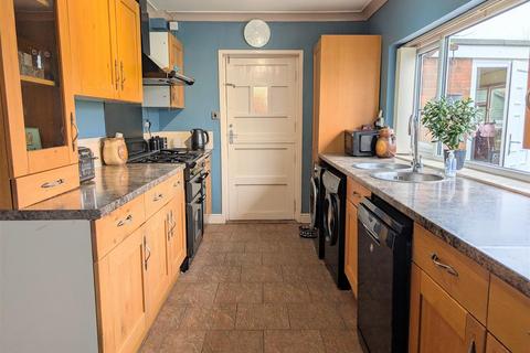 4 bedroom bungalow for sale, 9 Brook Road, Bomere Heath, Shrewsbury, SY4 3PU
