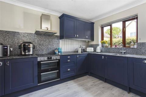 3 bedroom detached house for sale, Coleswood Road, Harpenden, Hertfordshire, AL5