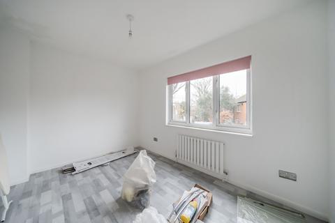 2 bedroom house to rent, Naylor Road, London, SE15