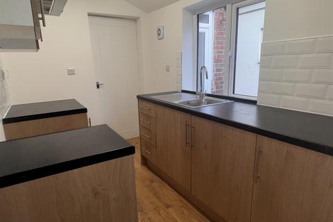 undefined, Chapel Street, Kilburn