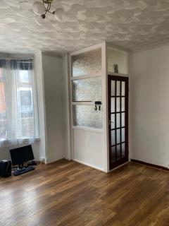 3 bedroom terraced house to rent, Walmer Road, Portsmouth PO1