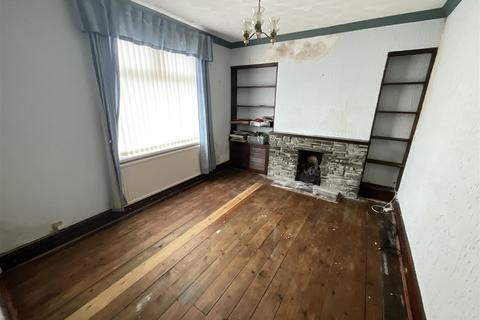 undefined, Ynys Wen, Llanelli