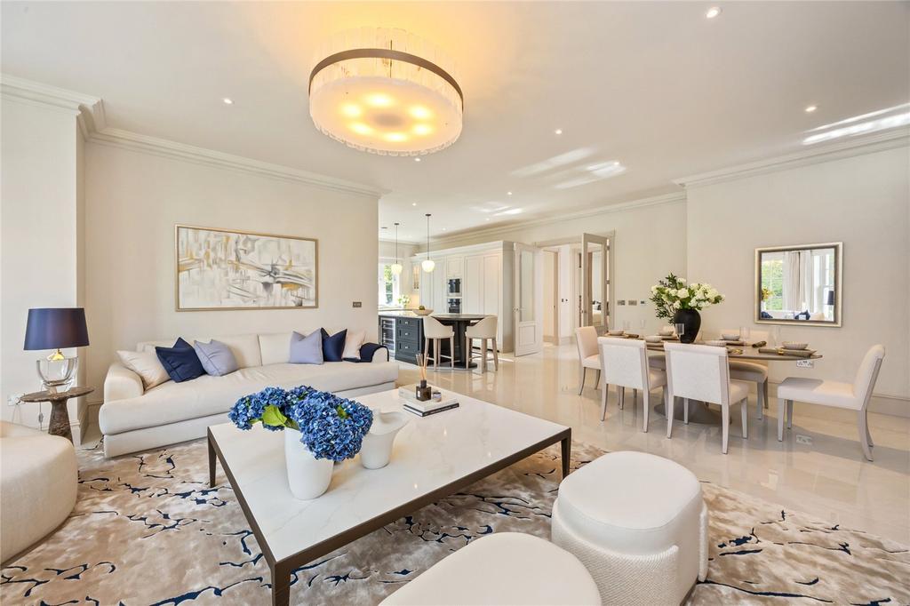 Show Apartment