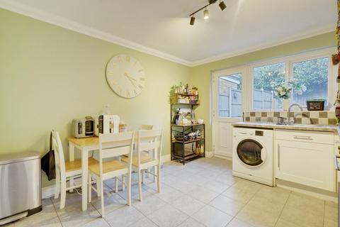 undefined, Meadow Close, Benfleet, SS7