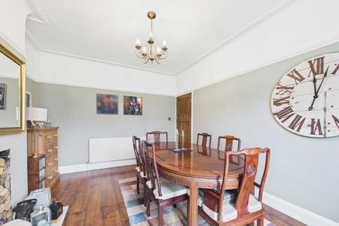 undefined, Ambleside Drive, Southend-on-sea, SS1