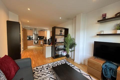 1 bedroom apartment to rent, The Gateway North, Crown Point Road, Leeds