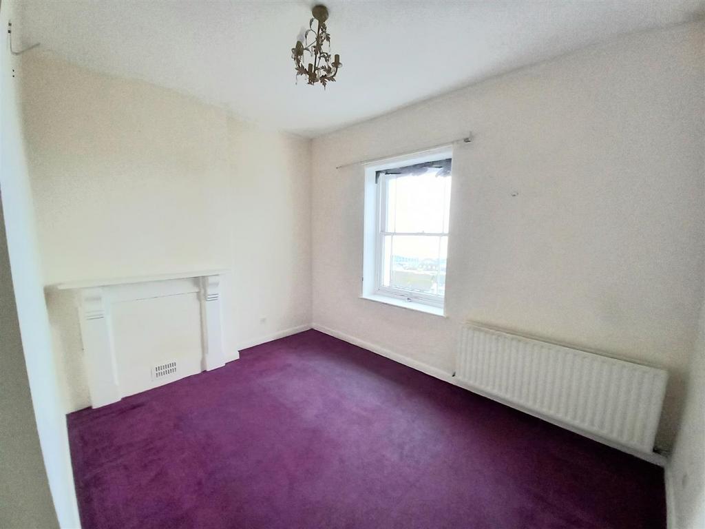 14 Kipling Court Bedroom 1.jpg