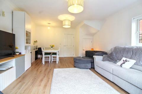 4 bedroom semi-detached house for sale, Acres Way, Aylesbury