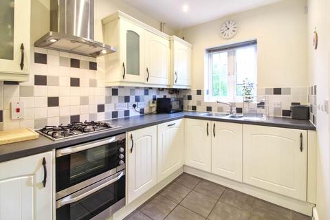 4 bedroom semi-detached house for sale, Acres Way, Aylesbury